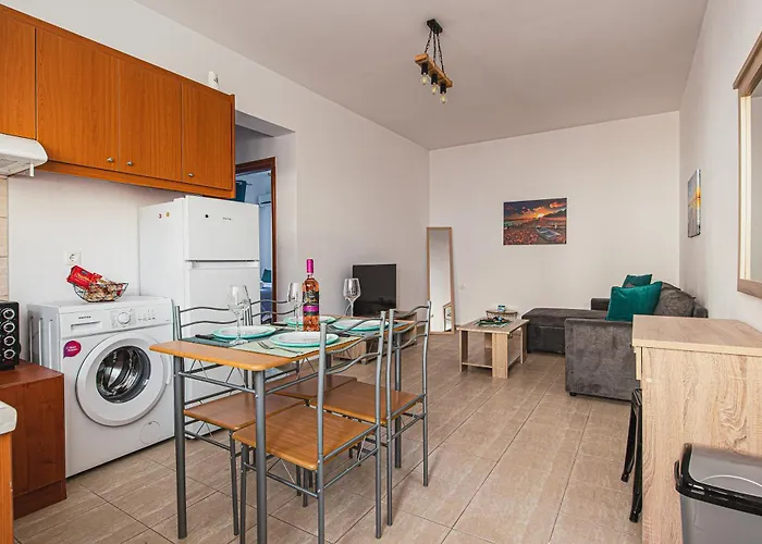 Apartament Basiliki's *